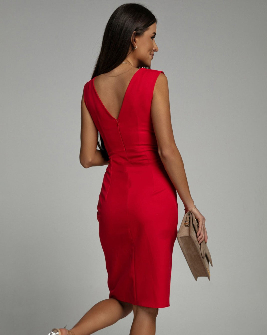 ROWYN | V-Neck Allure Gown