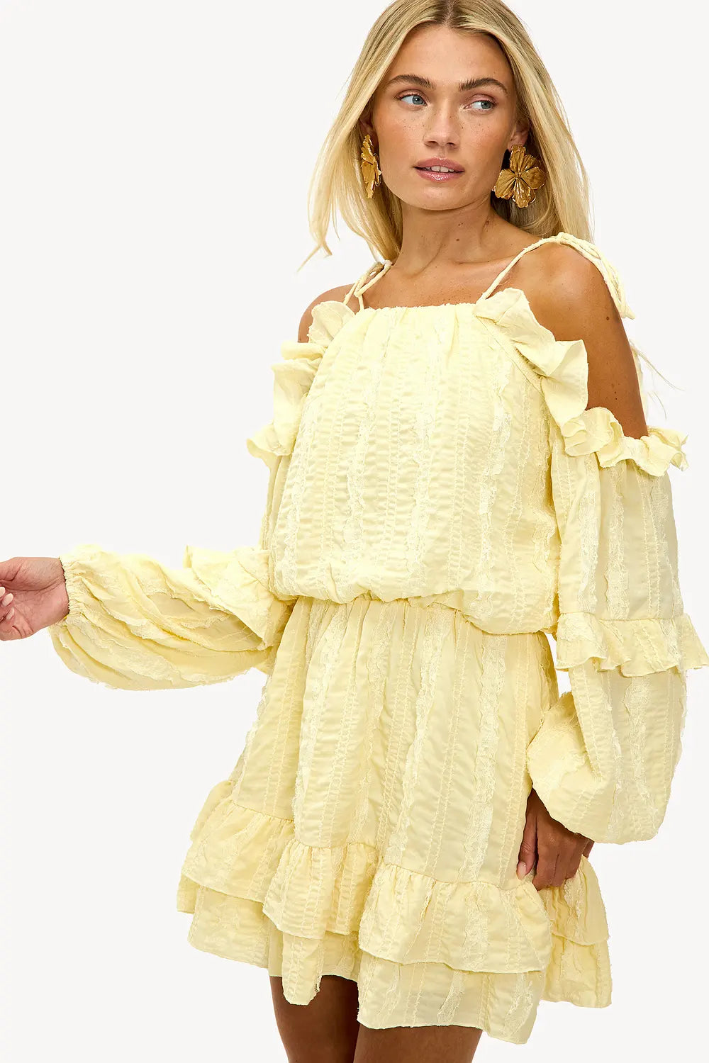 XIMENA | Modern Off-Shoulder Mini