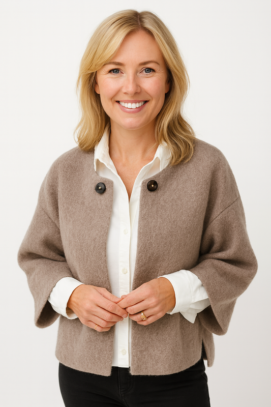 ELIE | Sophisticated Cropped Jacket