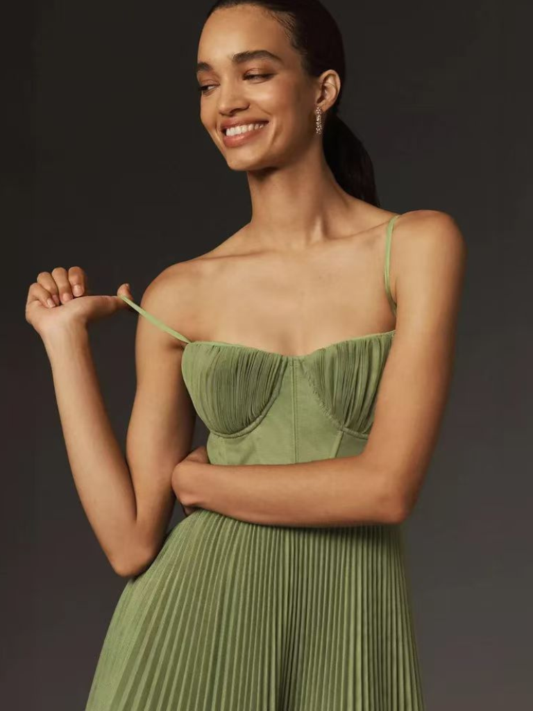 Seraphina – Luxury Olive Formal Gown