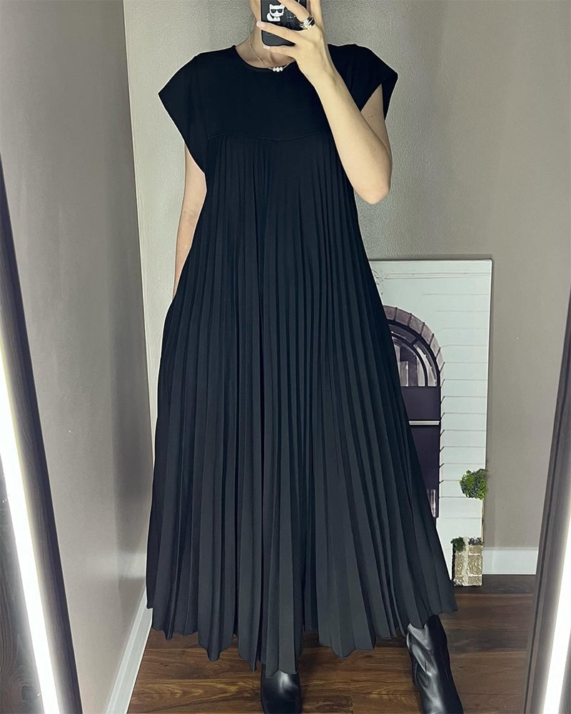 Ella - Classic Pleated Midi Dress