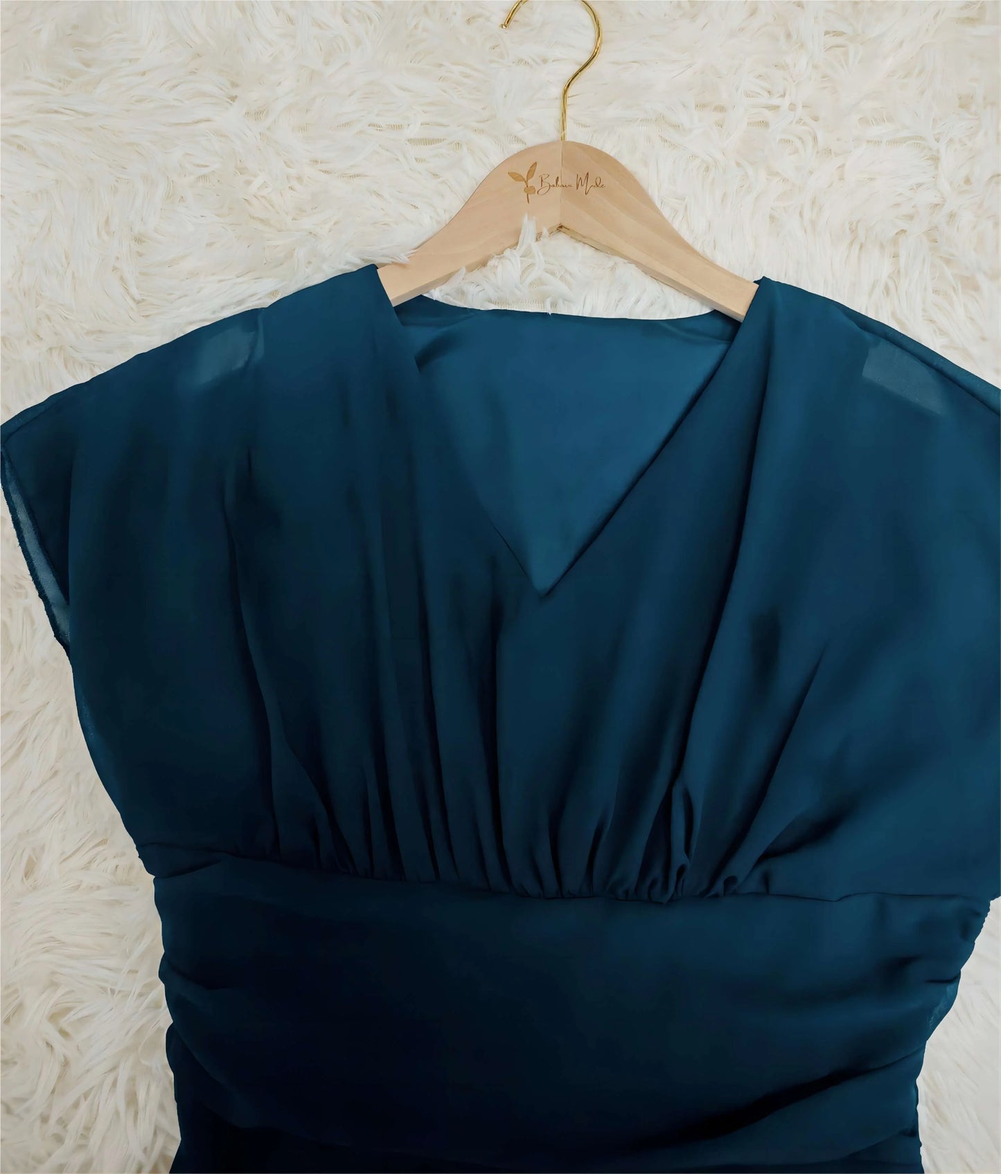 LIRA | Flowy Midi Dress