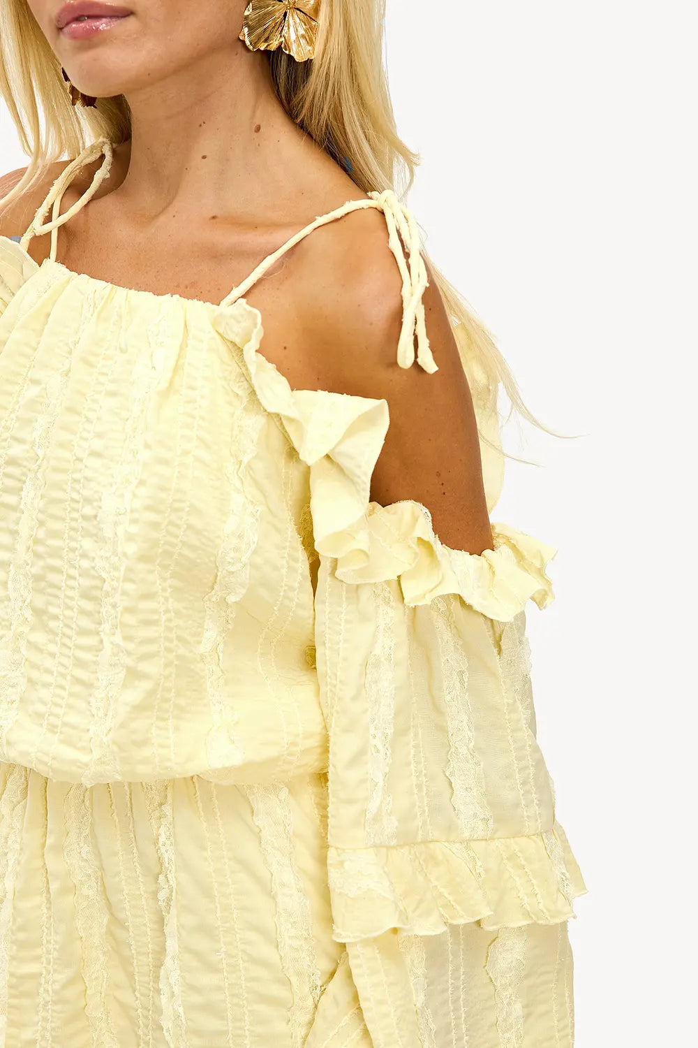 XIMENA | Modern Off-Shoulder Mini