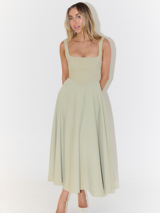 Calantha – Poised Elegance Gown