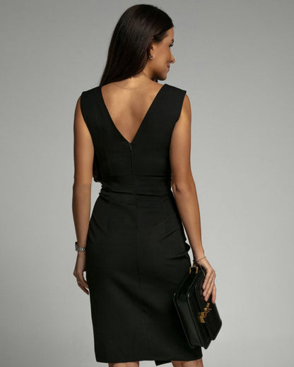 ROWYN | V-Neck Allure Gown